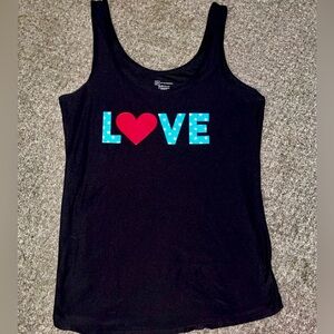 No Boundaries Black LOVE Graphic Tank Top Women’s juniors size XL 15-17